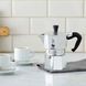 Гейзерна кавоварка Bialetti Moka Express 130 мл. 3 чашки Срібло 14241 фото 3